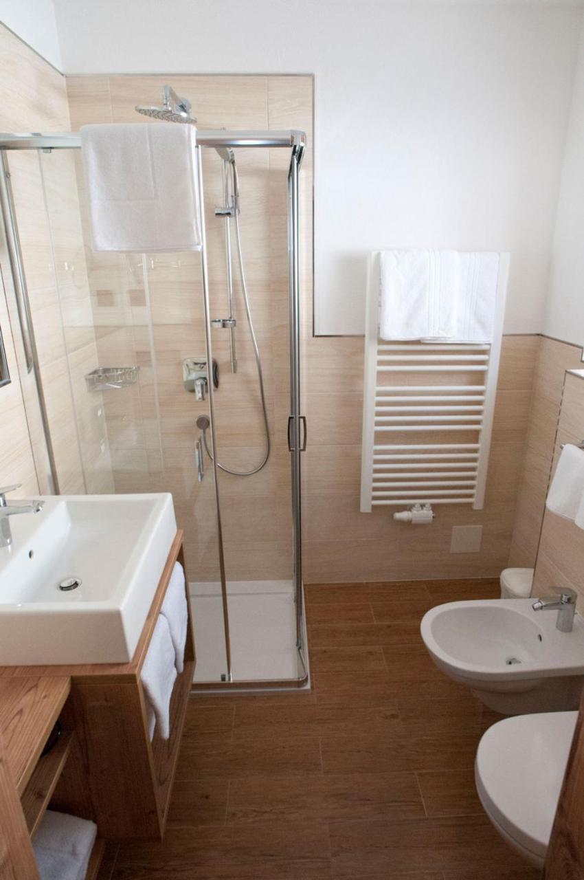 Edelweiss Apartment *