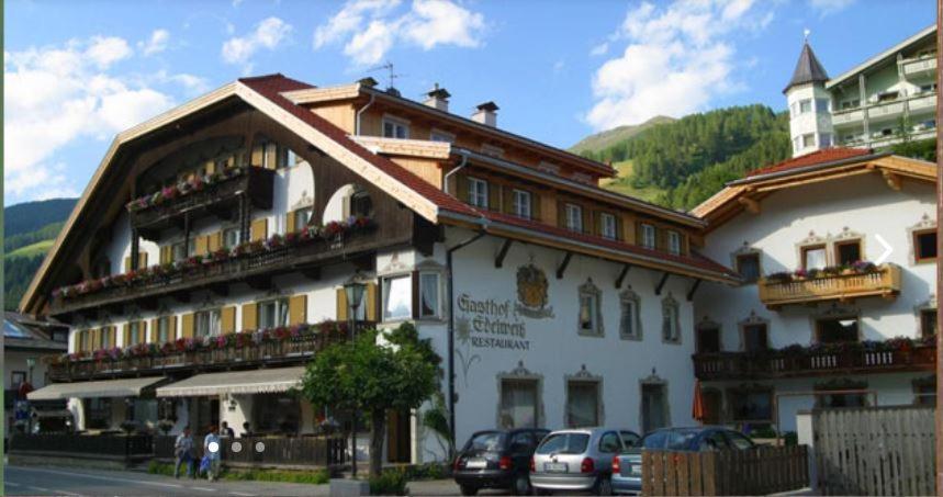 Edelweiss Apartment *